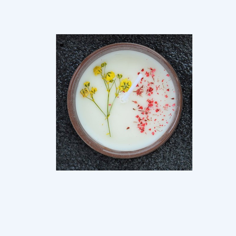 Ceramic Cup With Dried Flowers And Fragrant Candles